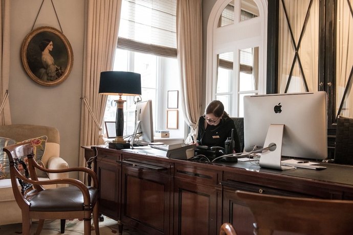 Imagen de los interiores del Hotel Grand Du Lac Vevey. Foto 19