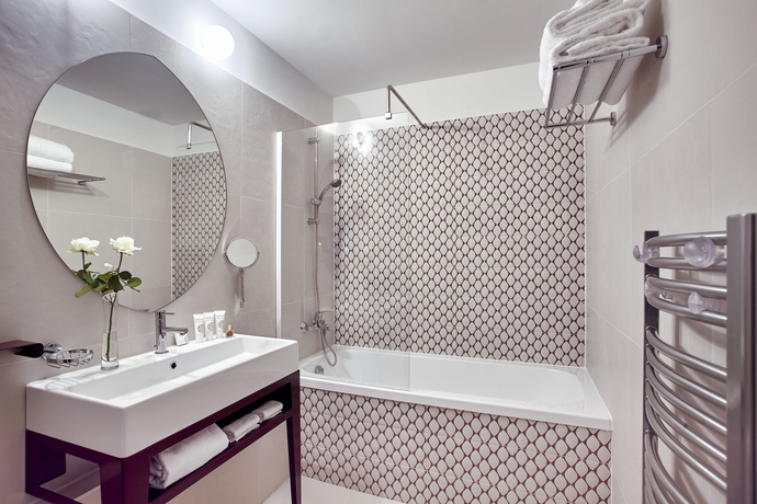 Imagen de la habitación del Hotel Grand Du Midi. Foto 12