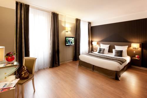 Imagen de la habitación del Hotel Grand Du Tonneau D'or. Foto 16