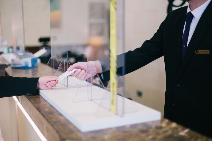 Imagen de los interiores del Hotel Grand, Dublín. Foto 19