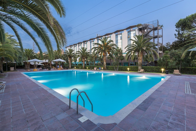 Imagen de los exteriores del Hotel Grand Duca D'este. Foto 9