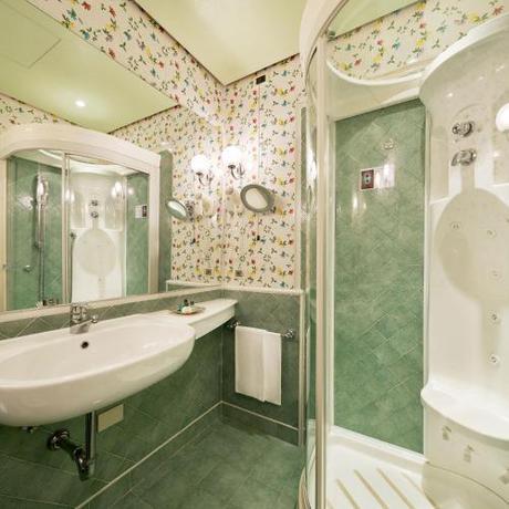 Imagen de la habitación del Hotel Grand Duchi D'aosta. Foto 5