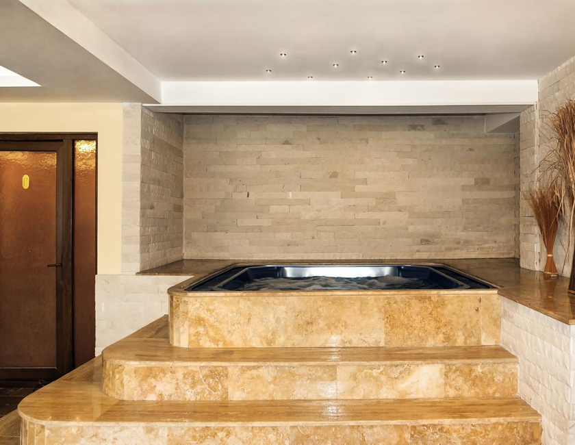 Imagen general del Hotel Grand, EFORIE. Foto 13
