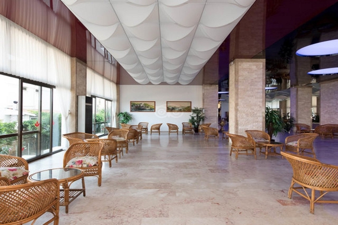 Imagen general del Hotel Grand Efe. Foto 4