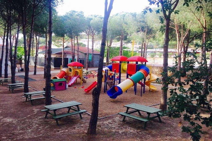 Imagen general del Hotel Grand Efe. Foto 9