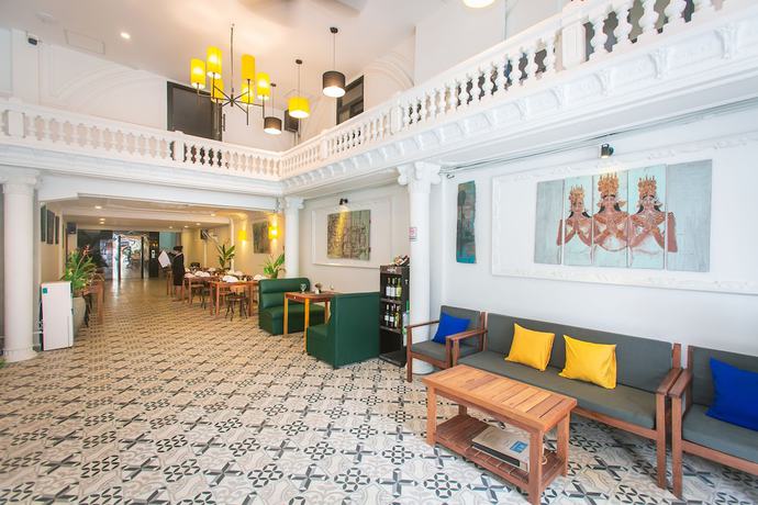 Imagen de los interiores del Hotel Grand Elevation. Foto 17