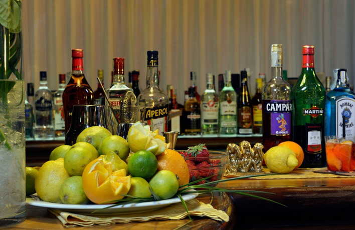 Imagen del bar/restaurante del Hotel Grand Elite. Foto 2