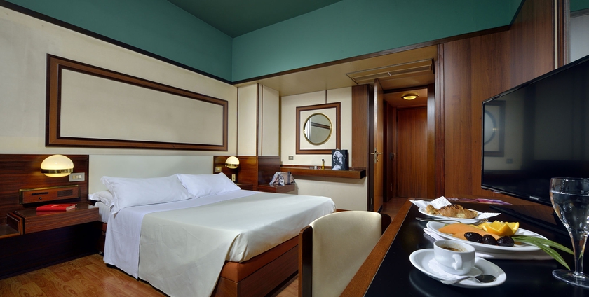 Imagen de la habitación del Hotel Grand Elite. Foto 12