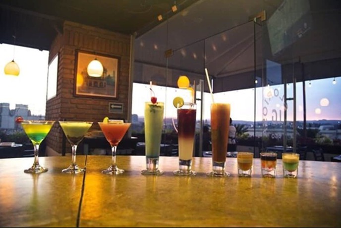 Imagen del bar/restaurante del Hotel Grand Elizabeth Durango. Foto 4