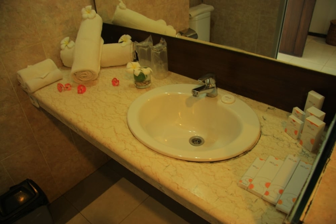 Imagen de la habitación del Hotel Grand Elty Krakatoa. Foto 15