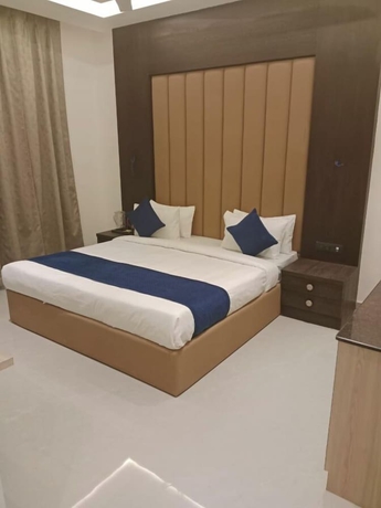 Imagen de la habitación del Hotel Grand Empire. Foto 8