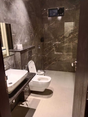 Imagen de la habitación del Hotel Grand Empire. Foto 9