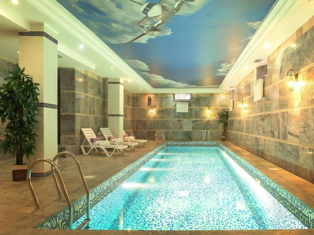 Imagen de la habitación del Hotel Grand Erbil. Foto 8