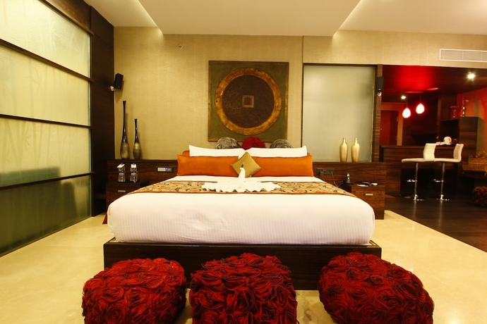 Imagen de la habitación del Hotel Grand Estancia. Foto 11