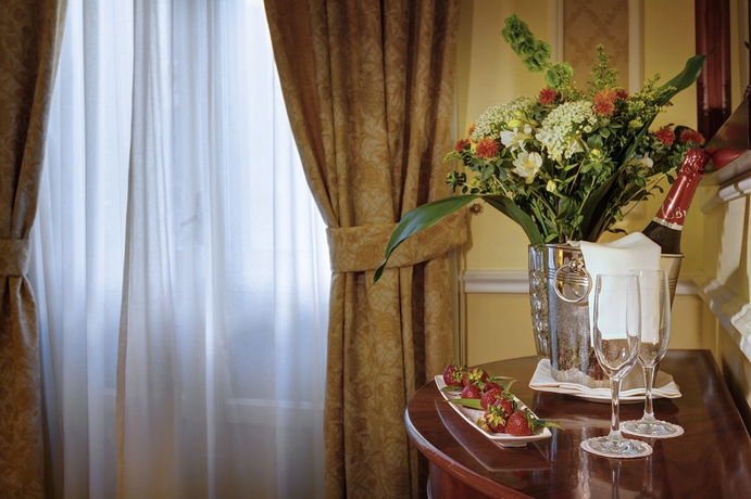 Imagen de la habitación del Hotel Grand Et Des Palmes. Foto 14