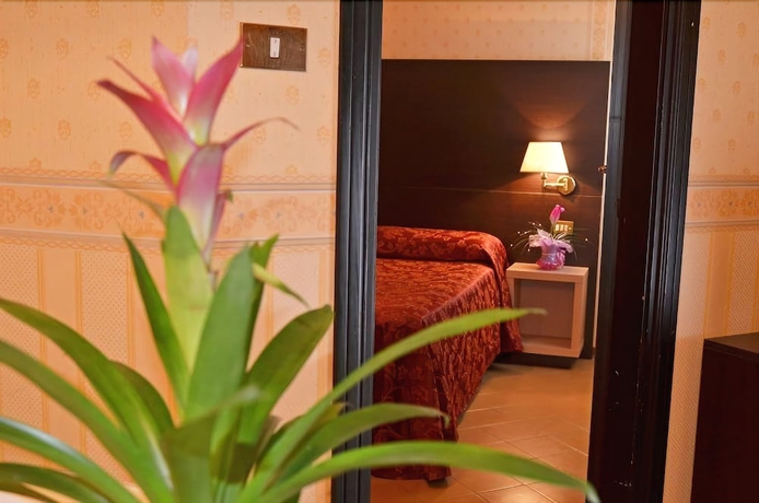 Imagen de la habitación del Hotel Grand Eurhotel. Foto 9