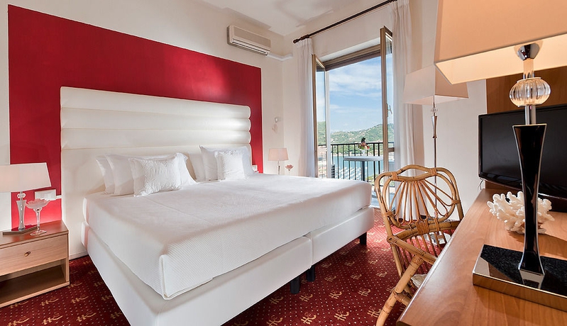 Imagen de la habitación del Hotel Grand Europa, Maralunga. Foto 10