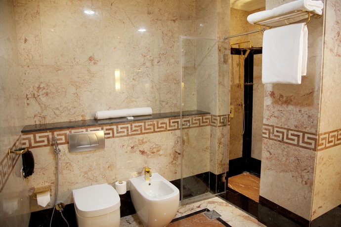 Imagen de la habitación del Hotel Grand Excelsior Al Barsha. Foto 3