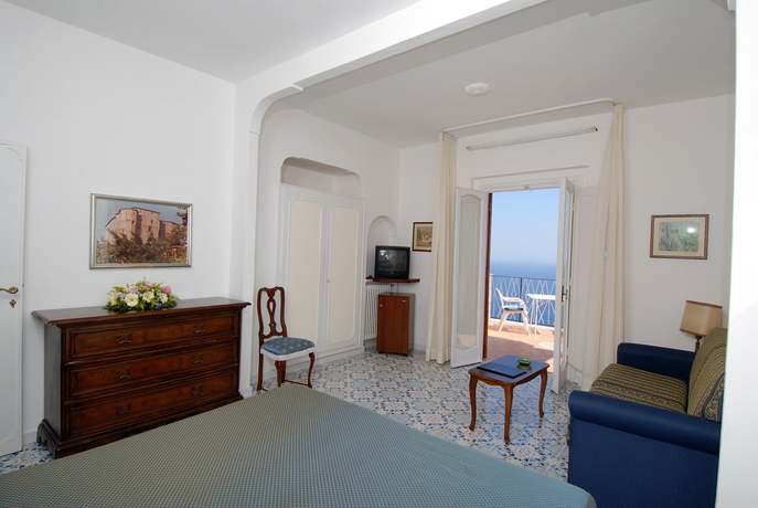 Imagen de la habitación del Hotel Grand Excelsior Amalfi. Foto 7