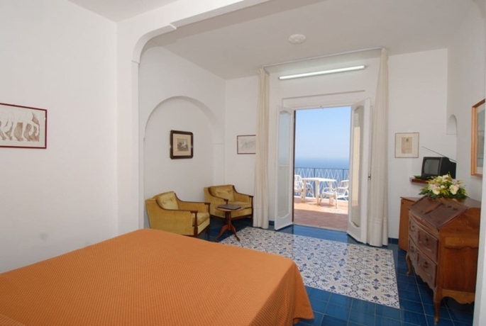 Imagen de la habitación del Hotel Grand Excelsior Amalfi. Foto 10