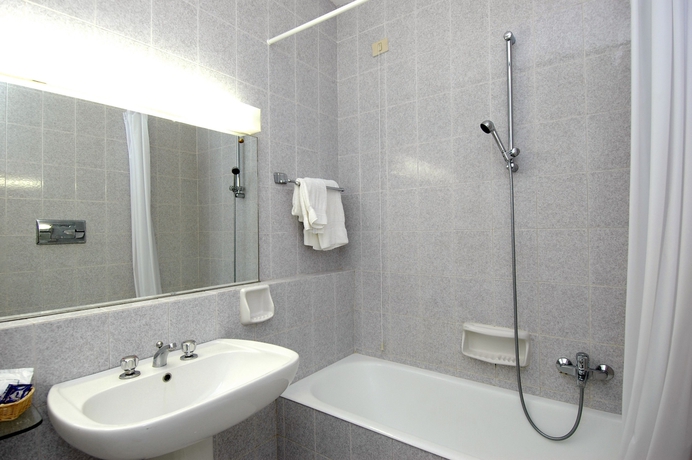 Imagen de la habitación del Hotel Grand Excelsior Amalfi. Foto 16