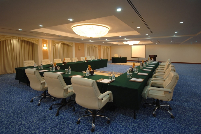 Imagen de los interiores del Hotel Grand Excelsior Bur Dubai. Foto 11