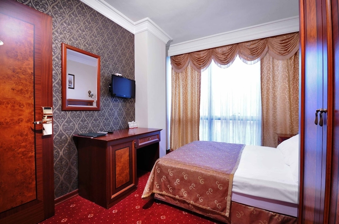 Imagen de la habitación del Hotel Grand Eyuboglu. Foto 4