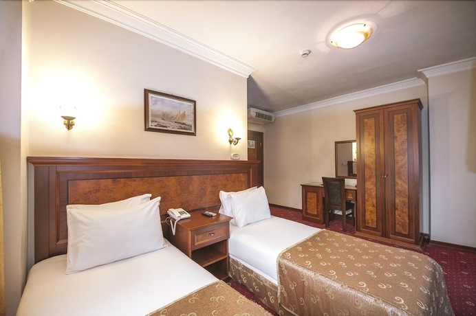 Imagen de la habitación del Hotel Grand Eyuboglu. Foto 13