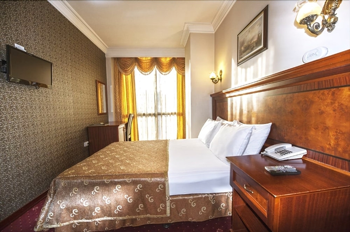 Imagen de la habitación del Hotel Grand Eyuboglu. Foto 15