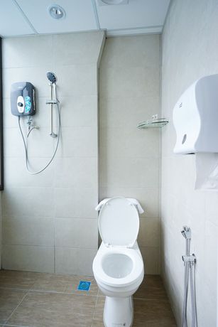 Imagen de la habitación del Hotel Grand FC Hotel. Foto 8