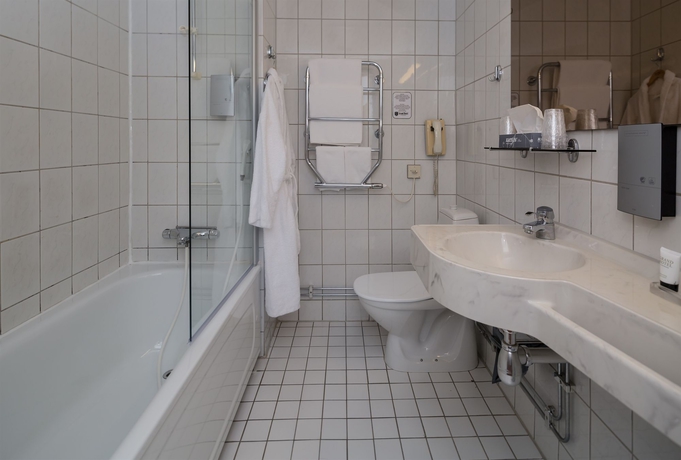 Imagen de la habitación del Hotel Grand Falkenberg. Foto 2