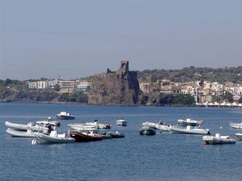 Imagen general del Hotel Grand Faraglioni. Foto 4