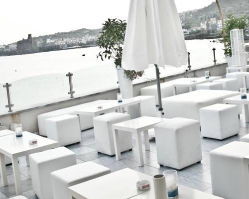 Imagen general del Hotel Grand Faraglioni. Foto 6