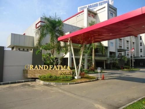 Imagen general del Hotel Grand Fatma. Foto 9