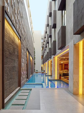 Imagen de la piscina del Hotel Grand Fiesta Americana Oaxaca. Foto 19