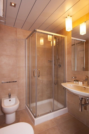 Imagen de la habitación del Hotel Grand Fleming. Foto 7