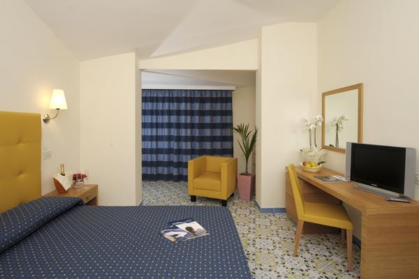 Imagen general del Hotel Grand, Forte de Marmi. Foto 4