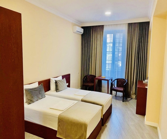 Imagen de la habitación del Hotel Grand Fortune. Foto 2