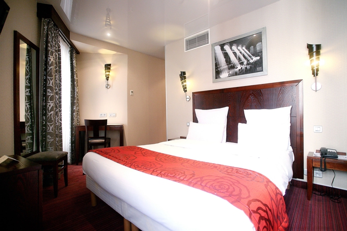 Imagen de la habitación del Hotel Grand Francais. Foto 5