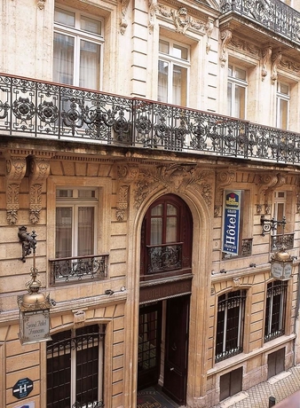 Imagen general del Hotel Grand Francais. Foto 2