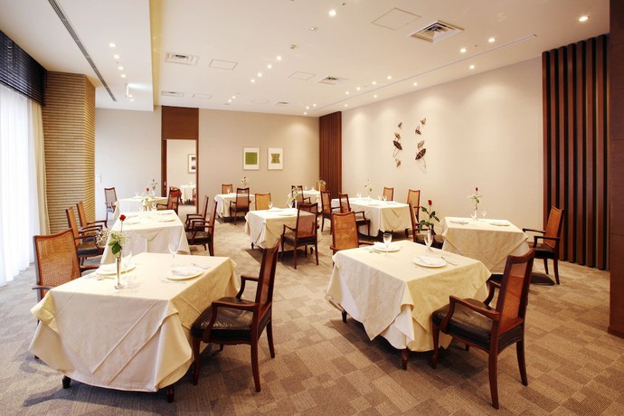 Imagen del bar/restaurante del Hotel Grand Fuji. Foto 3