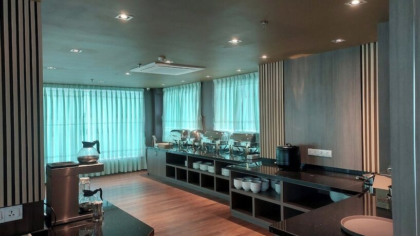 Imagen del bar/restaurante del Hotel Grand Galaxy. Foto 14