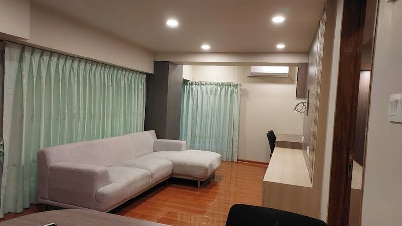 Imagen de la habitación del Hotel Grand Galaxy. Foto 20