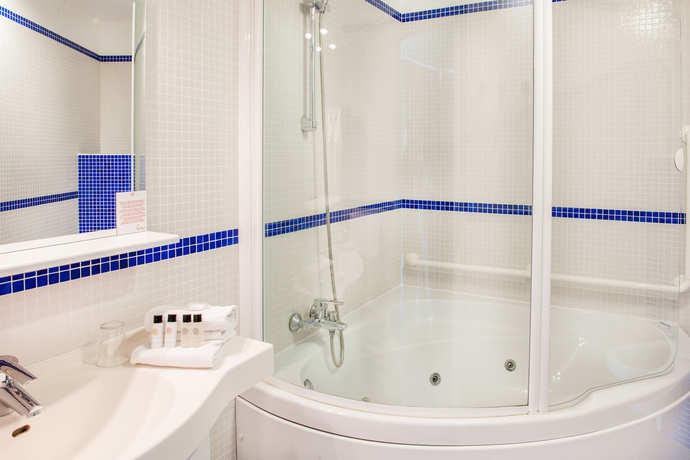 Imagen de la habitación del Hotel Grand Gallia and Londres Spa Nuxe. Foto 15