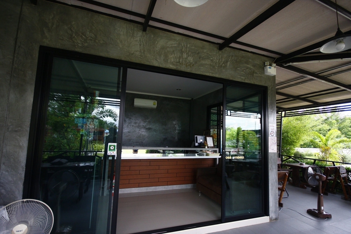 Imagen de los interiores del Hotel Grand Garden Home Resort. Foto 18