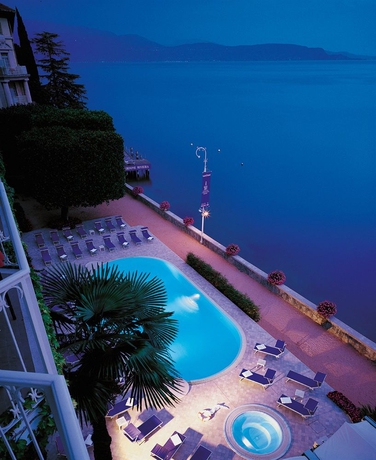 Imagen de la piscina del Hotel Grand Gardone Riviera. Foto 4