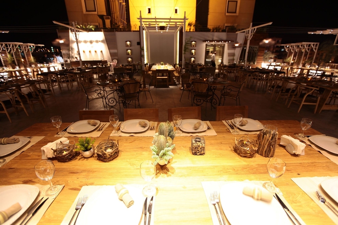 Imagen del bar/restaurante del Hotel Grand Gaziantep. Foto 5