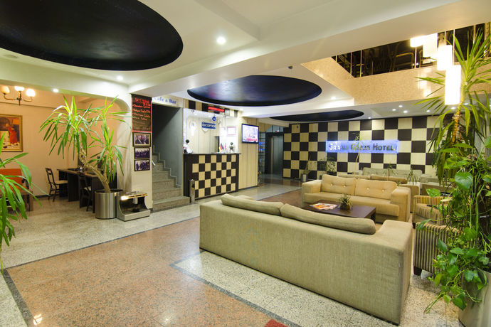 Imagen de los interiores del Hotel Grand Gebze. Foto 7