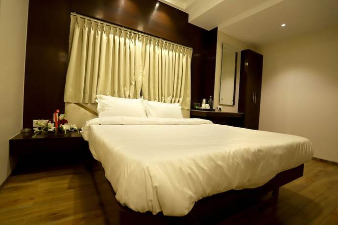 Imagen de la habitación del Hotel Grand Girdhar. Foto 11