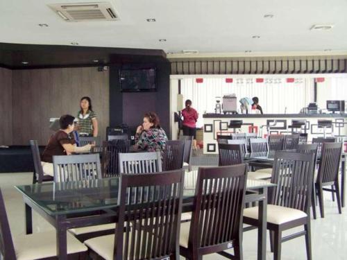 Imagen general del Hotel Grand Global, Palangka. Foto 3